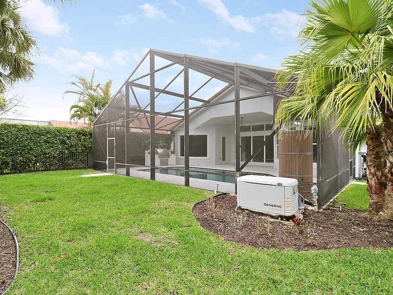236 Carina Dr — Photo 47