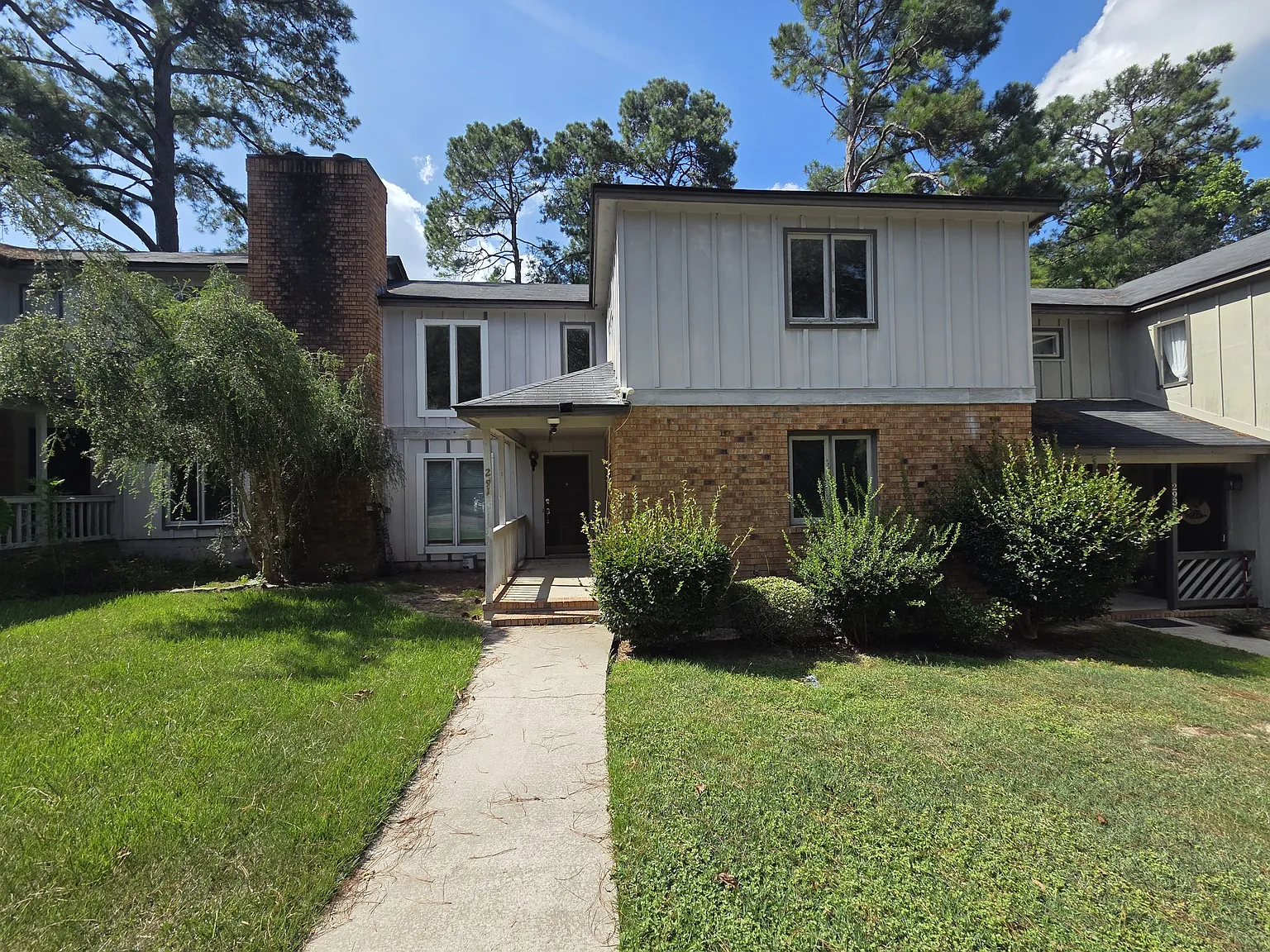 3 bed, 2034 sqft, $1,700 — Photo 1