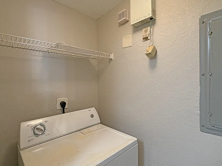 138 SW Peacock Blvd #106 — Photo 14