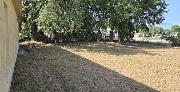 5th image of 607 Escondido Ct