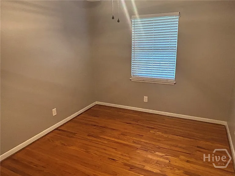 1020 Tuxedo Ln — Photo 15