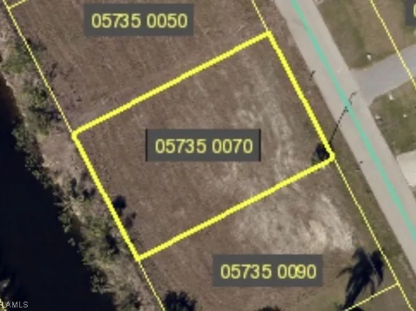 4136 NE 14th Pl, Cape Coral, FL 33909