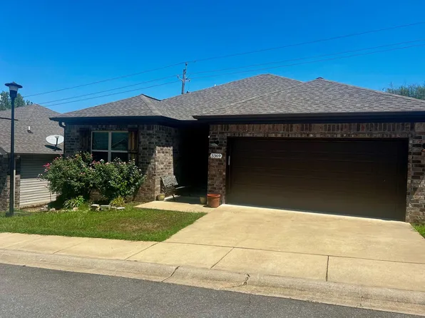 3369 Garden Club Dr, Benton, AR 72022