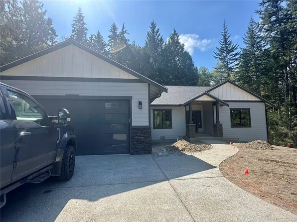 8085 Wenatchee Place NW, Silverdale, WA 98383