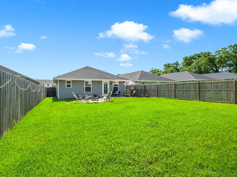 7019 Sonny Dr — Photo 32
