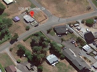106 N Sunset Dr, Camano Island, WA 98282