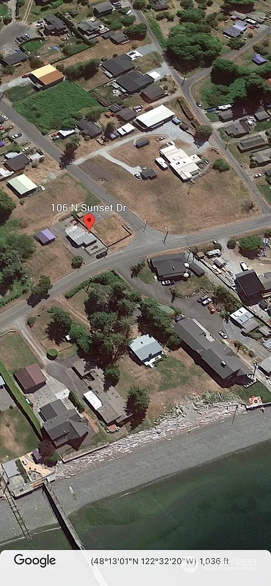 106 N Sunset Drive photo 1