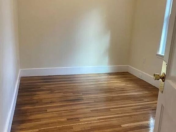 2574 Massachusetts Ave. Cambridge (East Cambridge) Unit Ph