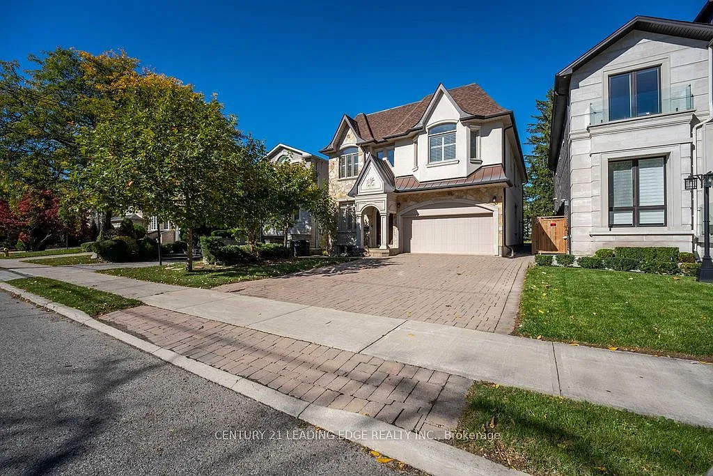 4 bed, $5,800 — Photo 2