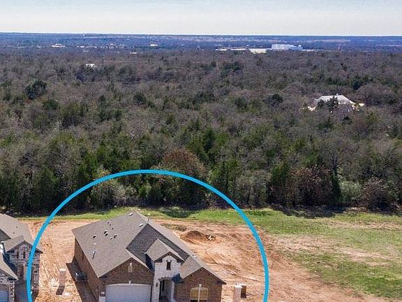 2nd image of 121 Millsaps Ct