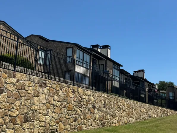 260 Henry M Chandler Dr, Rockwall, TX 75032