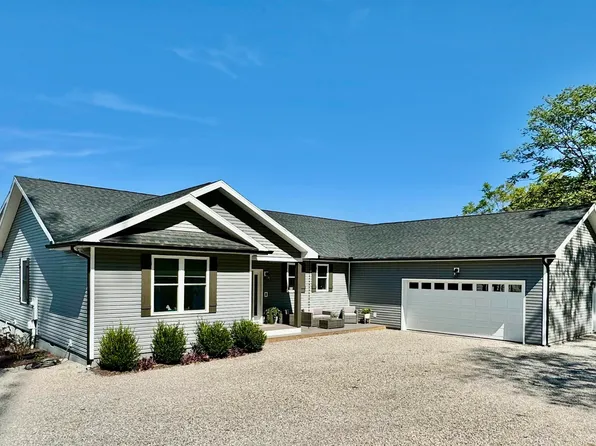 289 Watercrest Ln, Fairmont, WV 26554