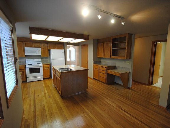 2nd image of 2308 37th Ave SE