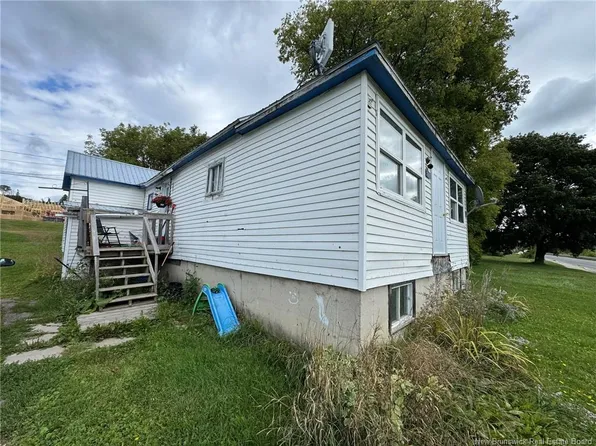268 Main St, Bath, NB E7J 1H2