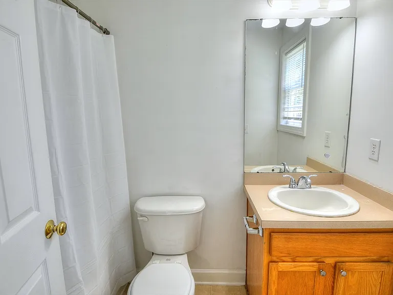 2300 Redbird Ln — Photo 9