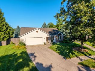 1529 Faulkner Ct, Fort Wayne, IN 46815