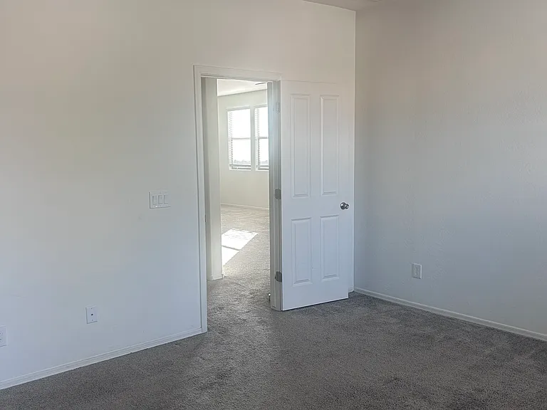 15422 W Windward Ave — Photo 41