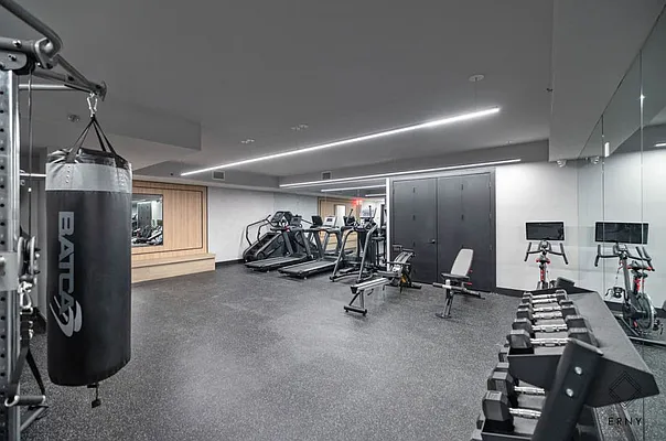 Rented by ERNY LLC | media 19