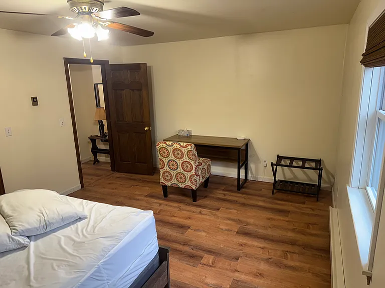 657 Maine Ave #3 — Photo 9