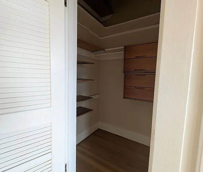 2460 Larkin St #7 — Photo 2