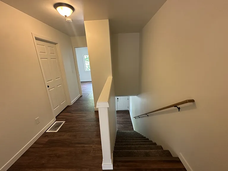 6203 N Astor St #2 — Photo 6