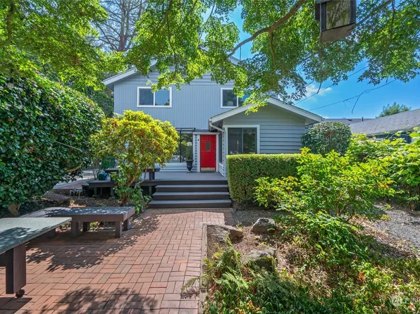 407 NE 88th Street, Seattle, WA 98115