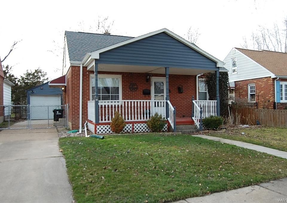 1st image of 274 Wellington Ave
