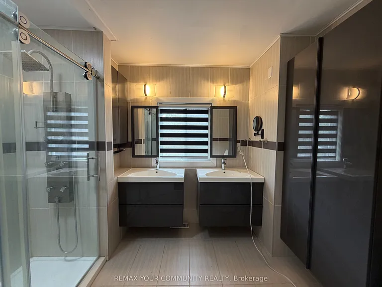 209 Yorkshire Dr — Photo 26