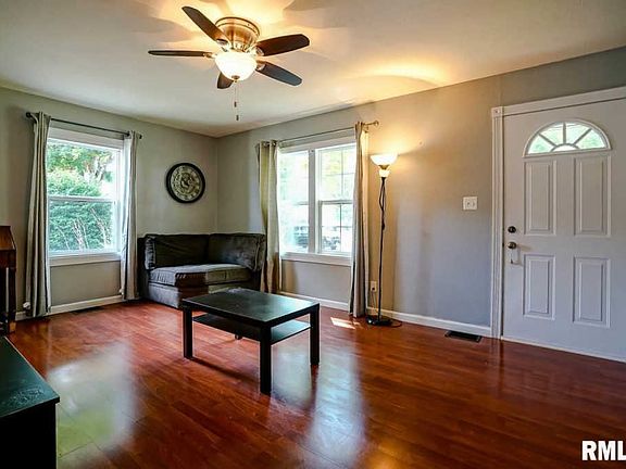 2nd image of 2916 N Renwood Ave