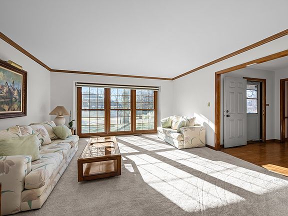 4th image of 2408 Barkdoll Rd