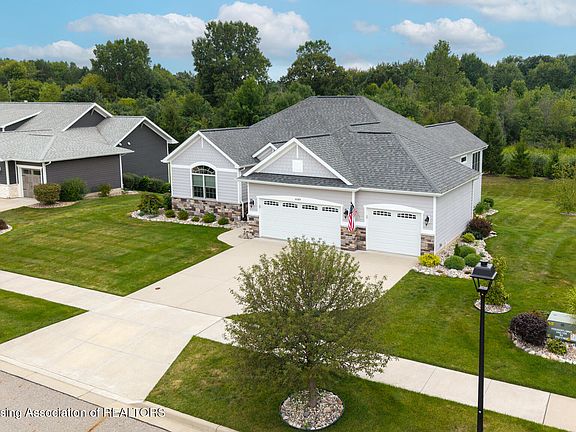 2nd image of 6089 Sleepy Hollow Ln