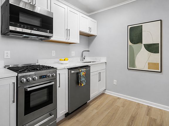 4th image of 210 Delaware Ave APT 5