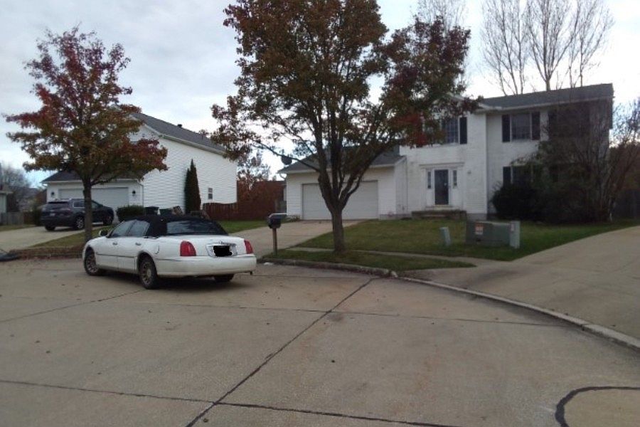 2nd image of 934 Van Buren Way