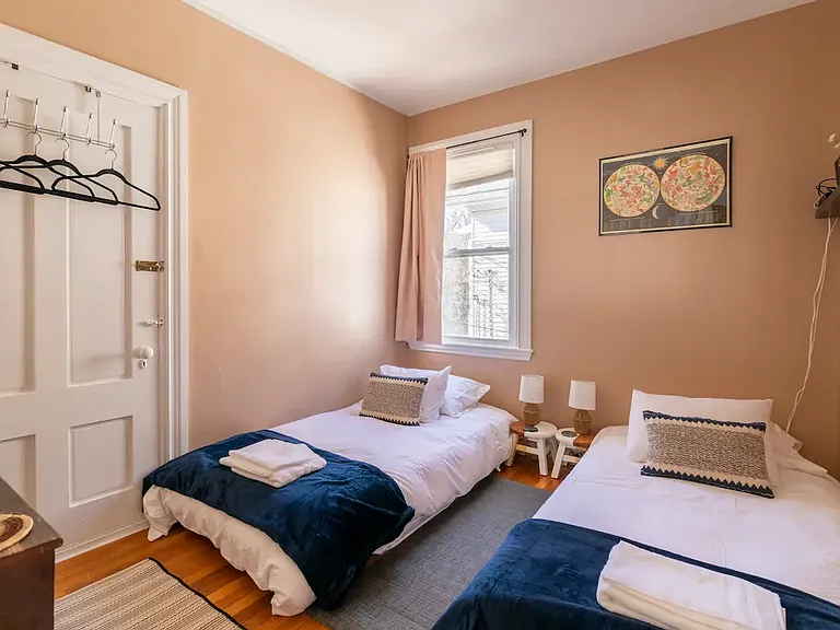 25 Hudson St #2 — Photo 9