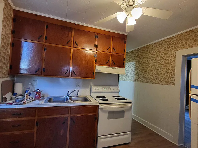 58 Liberty St #1 — Photo 10