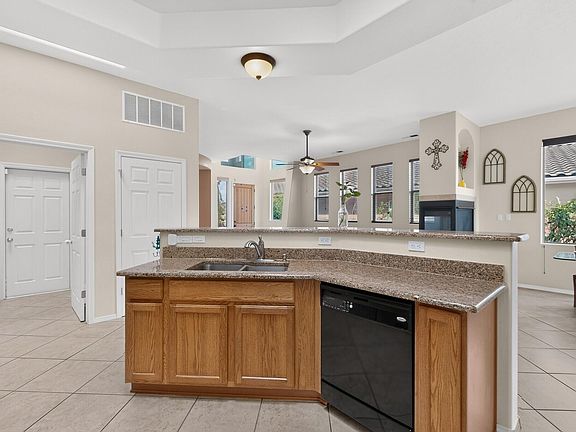4th image of 1211 Goodwin Dr