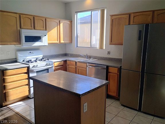 2nd image of 5221 Molveno Ct