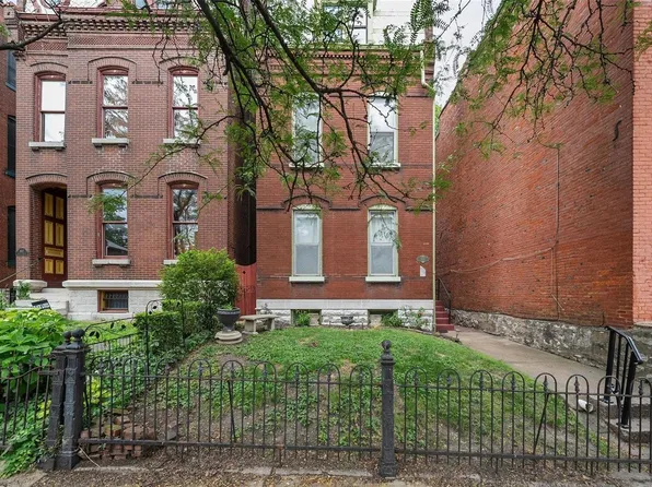 1103 Sidney St, Saint Louis, MO 63104
