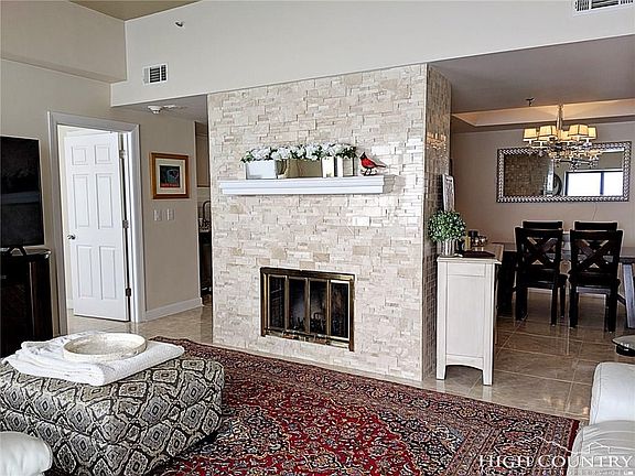 3rd image of 303 Sugar Top Dr Unit 3831