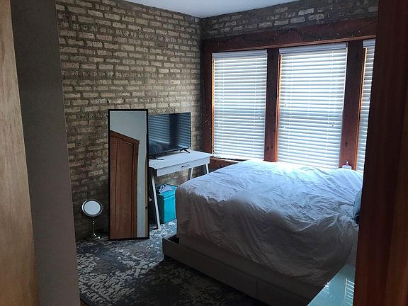 5th image of 6699 N Olmsted Ave #303