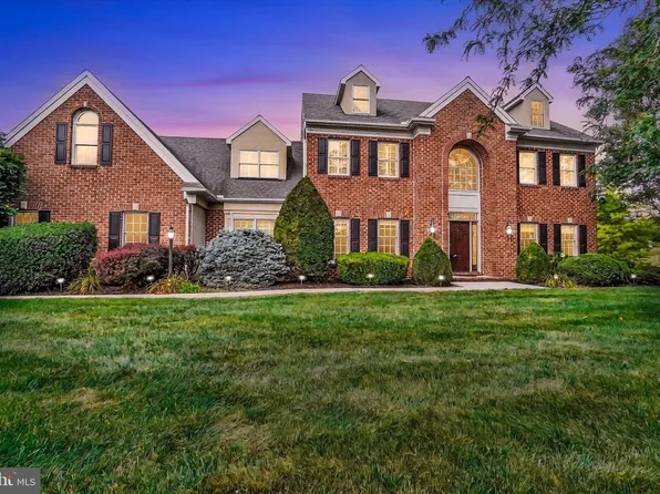 2010 Rosemill Ct, York, PA 17403