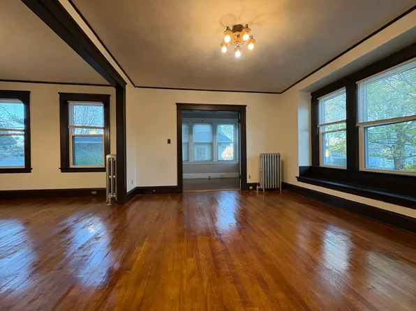 12 Barnes Ave #1, Worcester, MA 01605