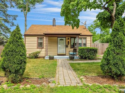16 Boulevard, Haskell, NJ, 07420