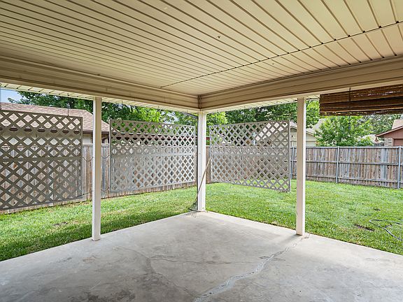 5th image of 3307 Colony Dr