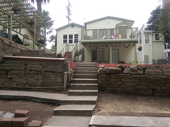 2nd image of 946 Lucile Ave