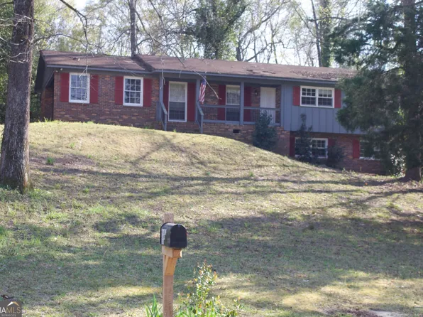 2370 Price Dr, Macon, GA 31206