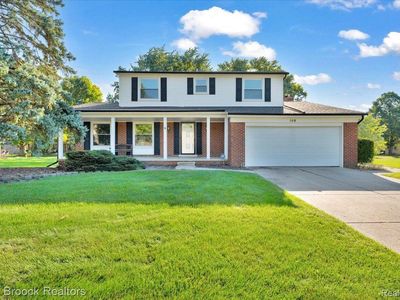 102 Hampshire Dr, Troy, MI, 48085