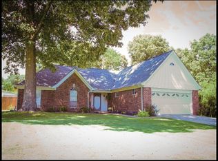 4010 Bienville Rd, Nesbit, MS 38651