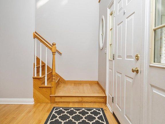 3rd image of 644 Highland Dr