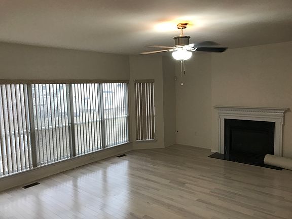 3rd image of 51 Rivermeadows Dr